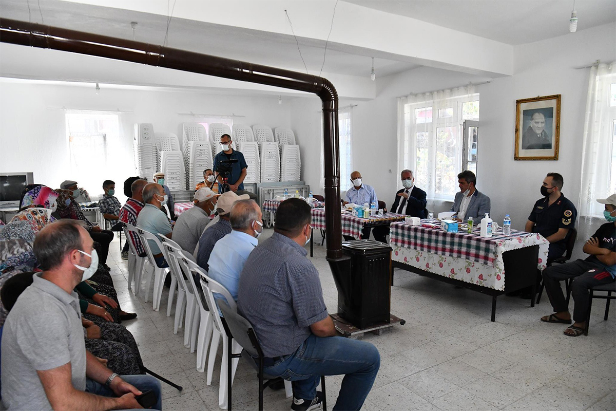 Isparta Valisi Seymenoğlu'ndan Covid-19 uyarısı: 'Hastanelerimiz dolmaya başladı'