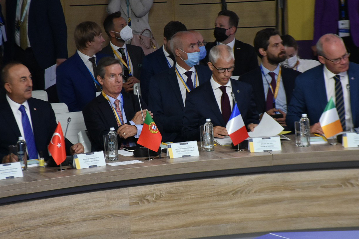 Ukrayna'da Kırım Platformu Zirvesi başladı