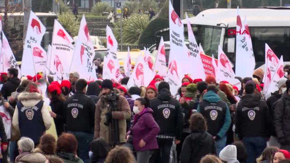 İSTANBUL ? KADIKÖY İSKELESİ NDE KADINLAR GÜNÜ KUTLAMASI