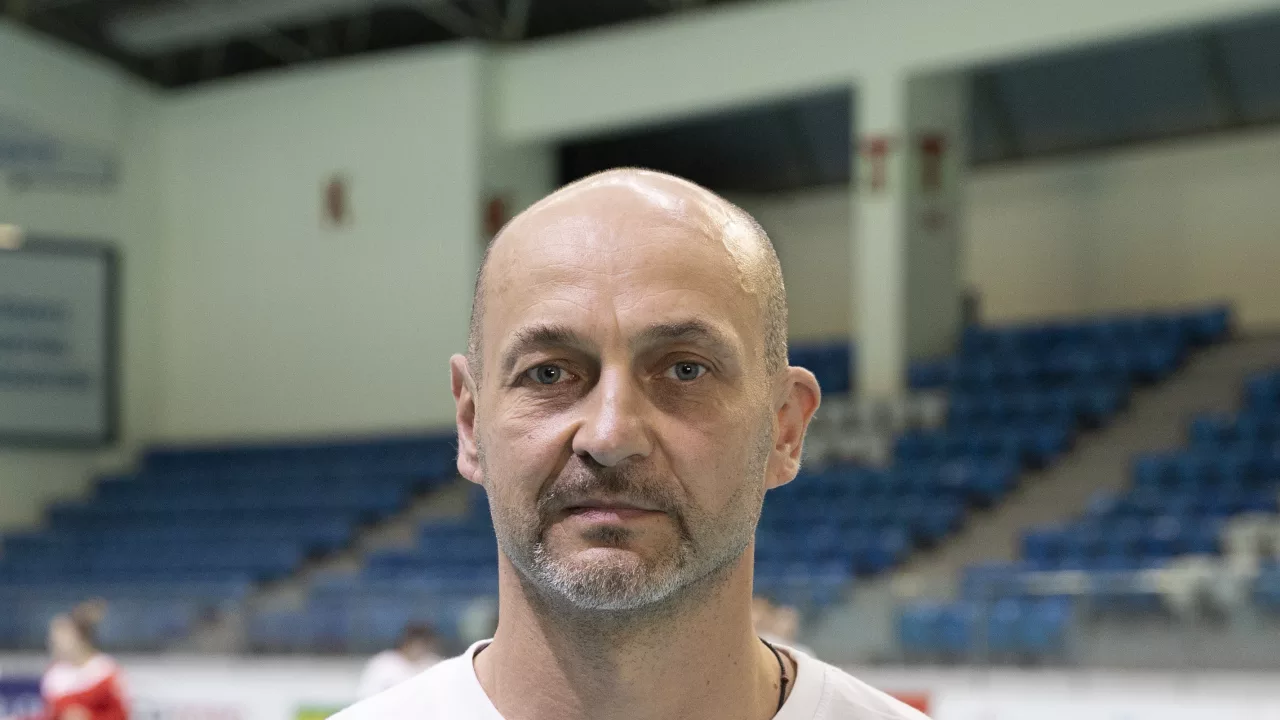 A Milli Kadın Hentbol Takımı Başantrenörü Buceschi, oyuncularına güveniyor