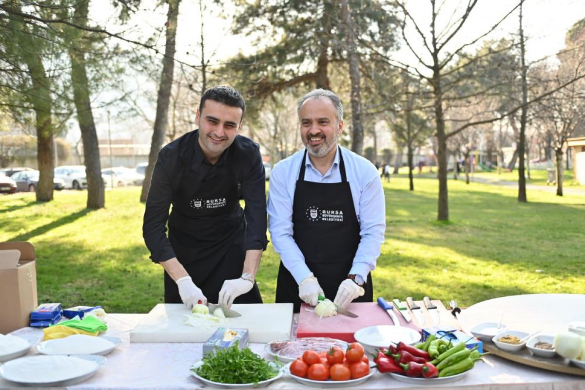 CZN Burak'ın Londra'daki ortağı Ronaldo