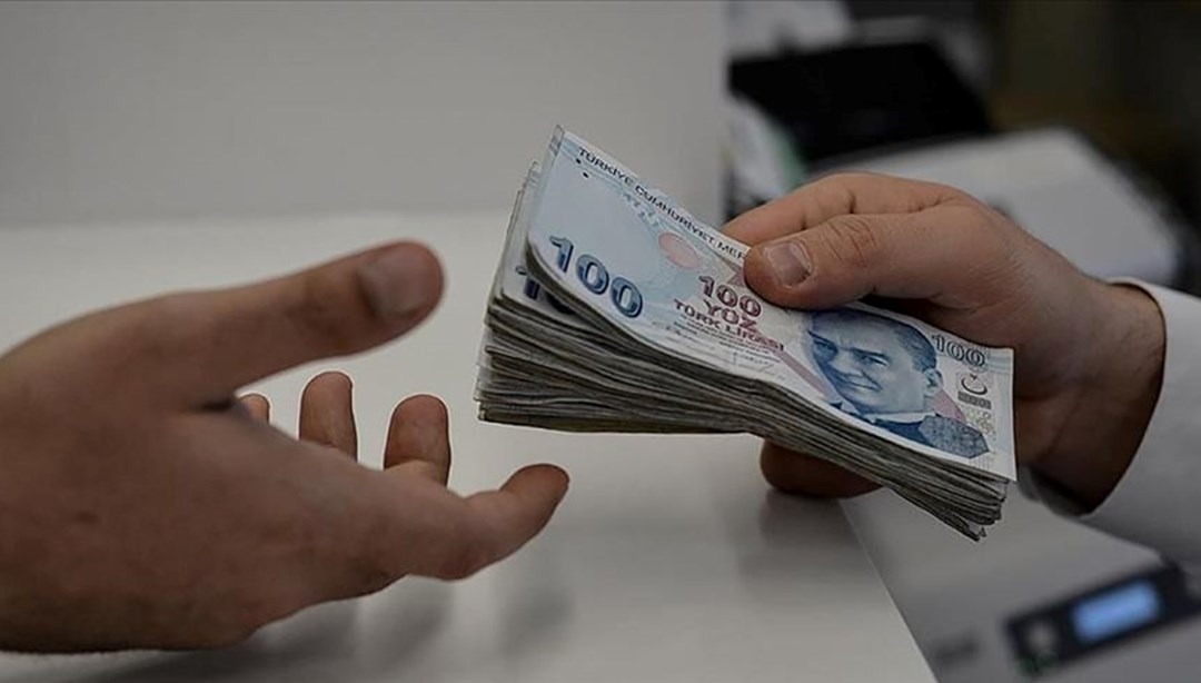 EYT'liler bayram ikramiyesi alacak mı? Emekli olanlara ikramiye müjdesi