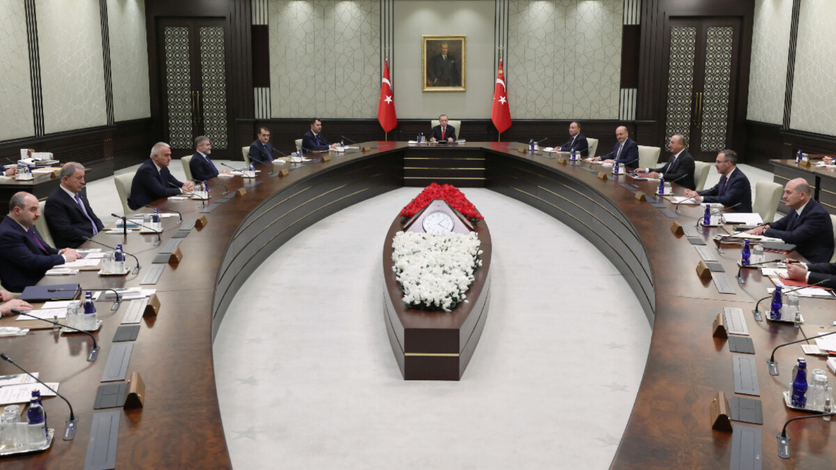 Cumhurbaşkanlığı Kabinesi kritik başlıkları görüşmek üzere toplanıyor - En Son Haber