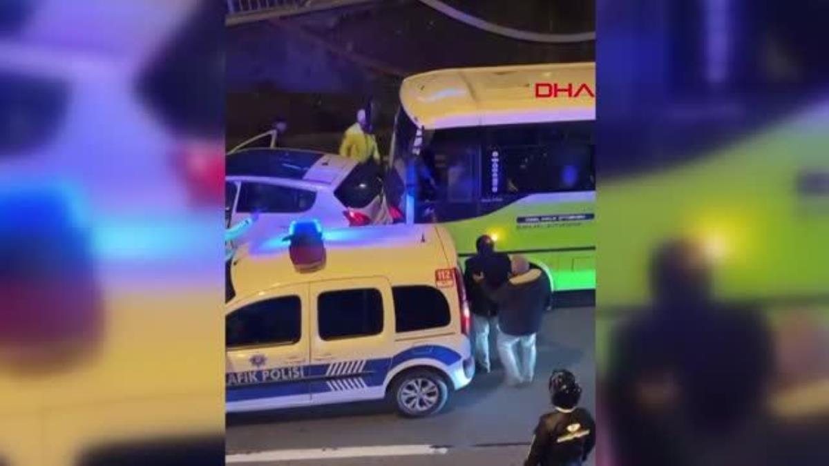 İSTANBUL-PENDİK'TE POLİSİ PEŞİNE TAKAN YOLCU MİDİBÜSÜ İSTANBUL SOKAKLARINI BİRİBİRİNE KATTI