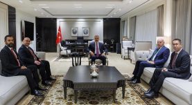 Dışişleri Bakanı Hakan Fidan, Irak Türkmen Cephesi Başkanı Ağaoğlu'nu kabul etti