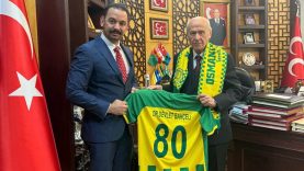 Osmaniyespor, Onursal Başkan olarak Devlet Bahçeli'yi Seçti