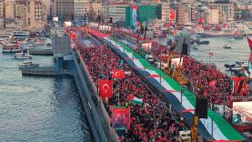 Türkiye susmadı Gazze’yi unutmadı: 520 bin kişi Galata’da buluştu!