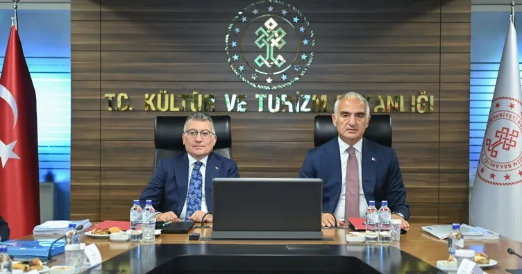 Bakan Ersoy Sivas heyetini kabul etti! Kültür, gastronomi ve yatırım başlıkları masaya yatırıldı