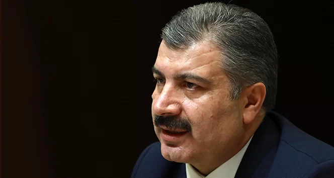 Bakan Koca: 'Sizden tek isteğimiz şu: Maske ve mesafe kuralıyla virüsten kendinizi korumanız'