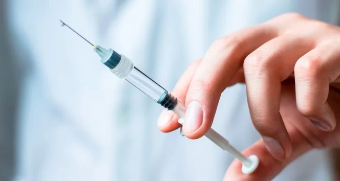 ABD'de antikor çalışmaları yürüten ilaç firması Eli Lilly deneylerini durdurdu