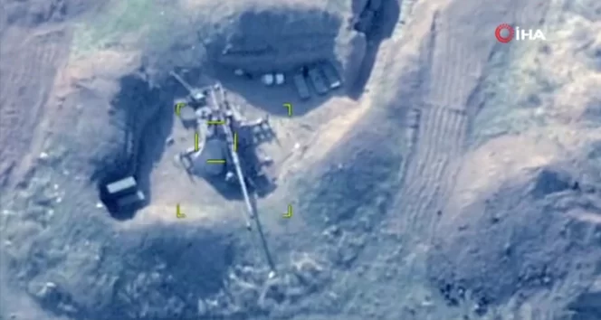 Azerbaycan ordusu, Ermenistan'a ait mevzileri imha etmeye devam ediyor