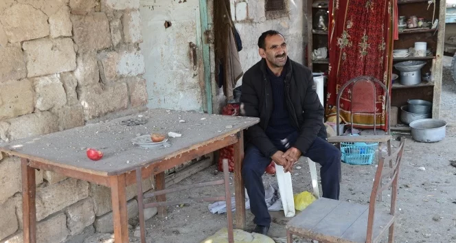Cephe hattındaki Hasankaya köyünde tek başına yaşıyor