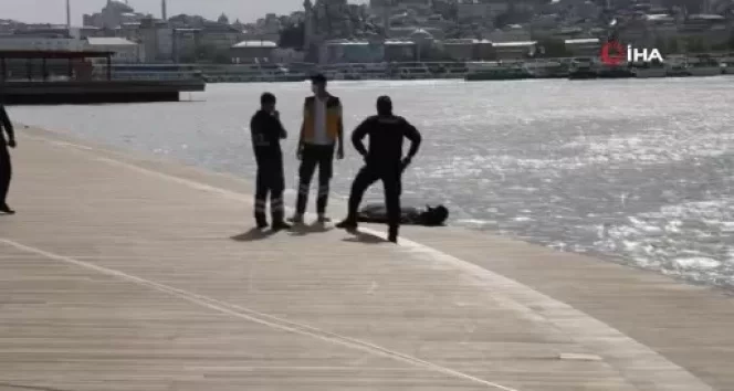 Cesedi izleyerek piknik yaptılar