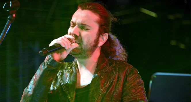 Halil Sezai kimdir? Halil Sezai kaç yaşında?