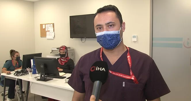 Virüs savaşçıları Covid-19'u yenerek görevinin başına döndü